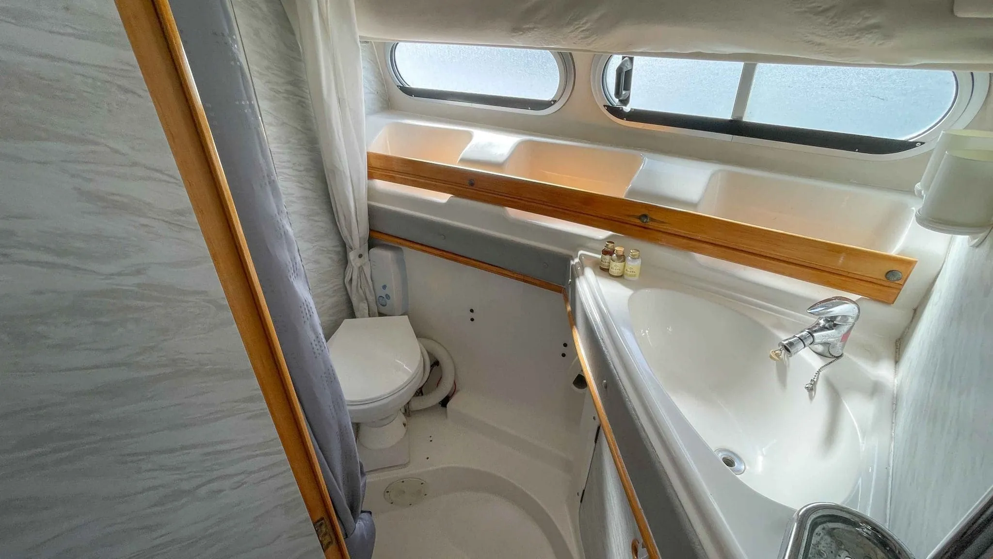 Sealine-S320-LR-9-scaled